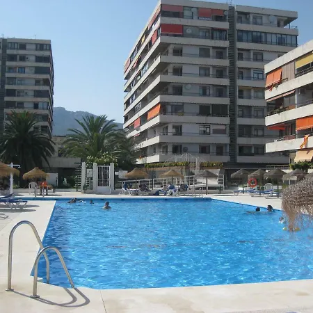 アパート Cozy Centro